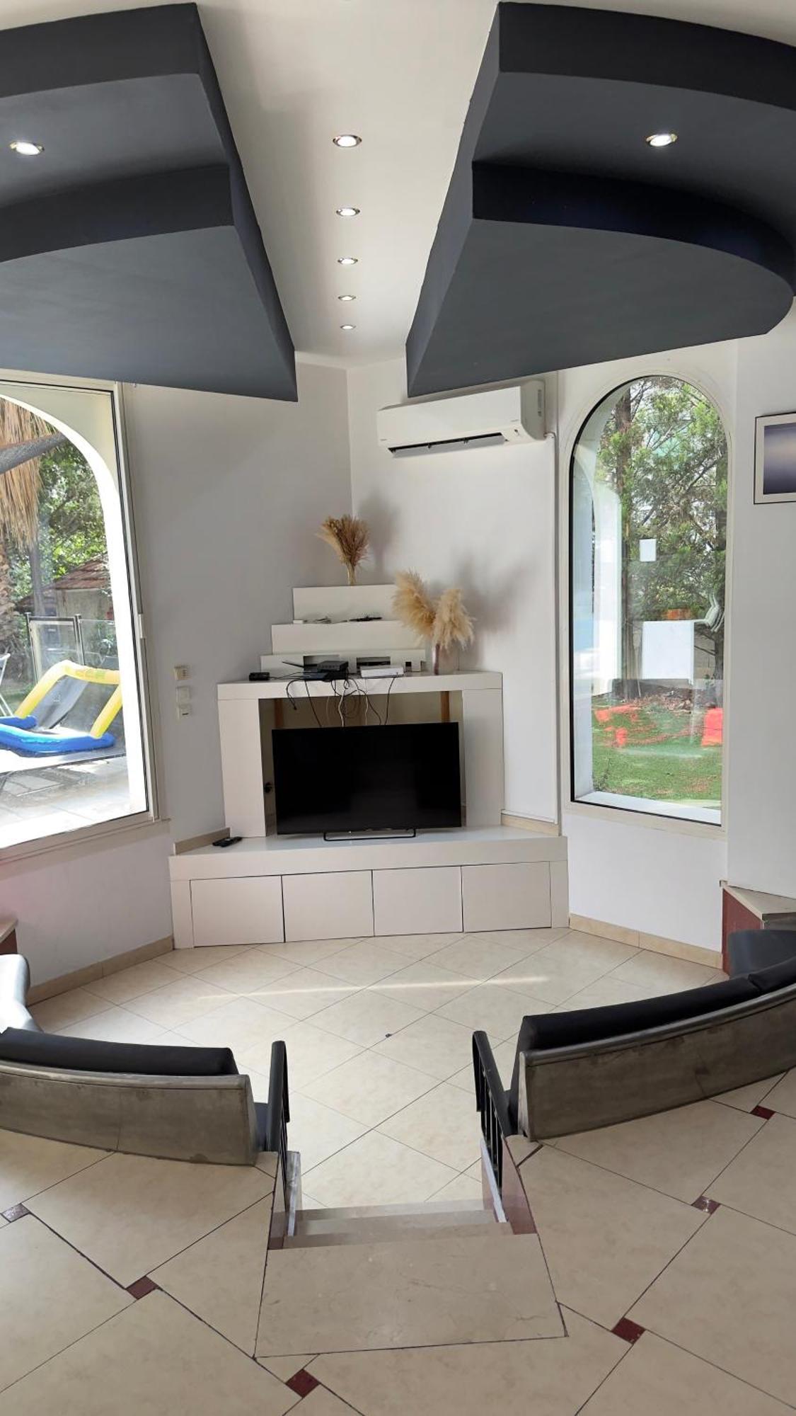 Piscine Confort, Barbecue 4 Etoiles Biệt thự *