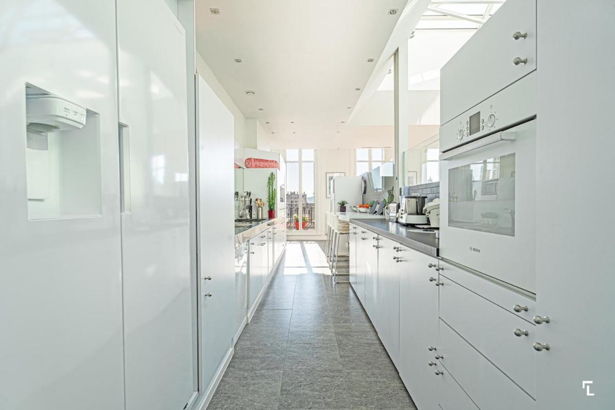 Loft Stern, Carre D'or Marseille, 10 Pers, 3 Chambres, 260 M2, Dernier Etage