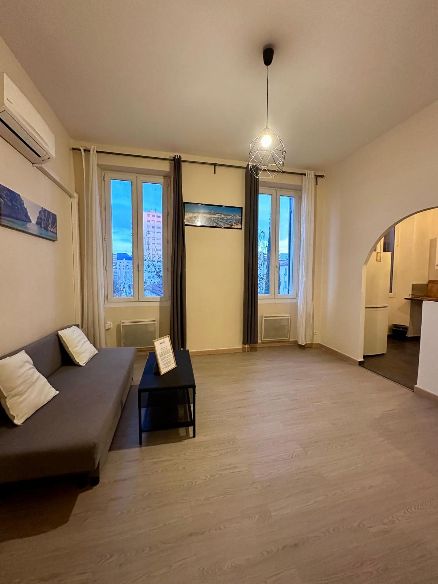Appartement Joli Aux Chartreux - Calme & Lumineux *