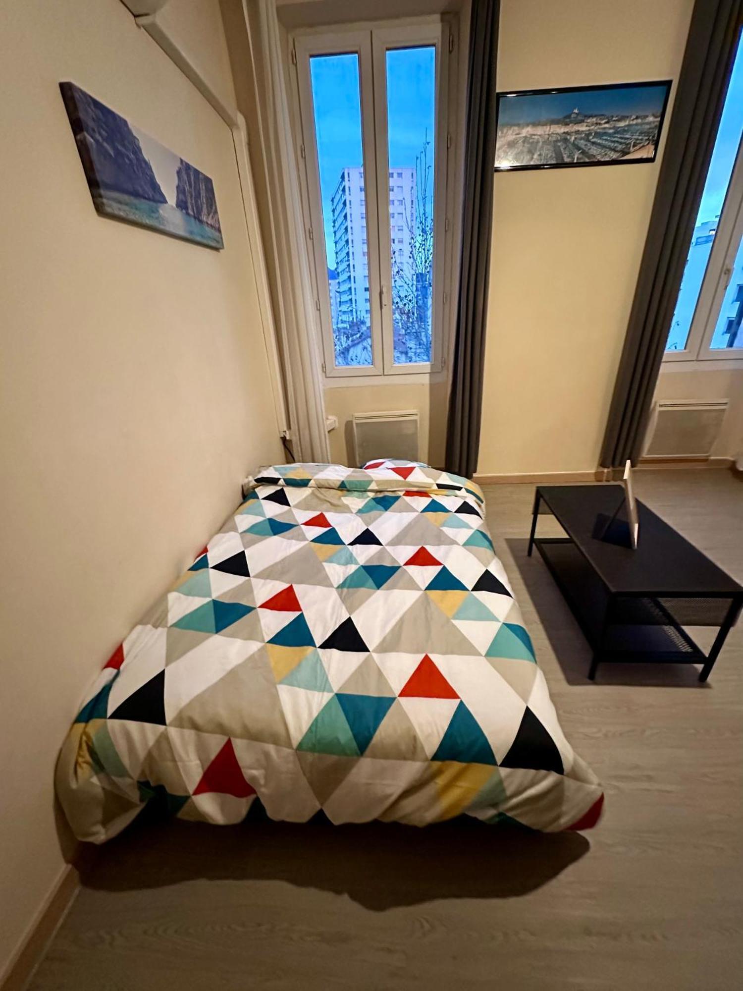 Appartement Joli Aux Chartreux - Calme & Lumineux Marseilles