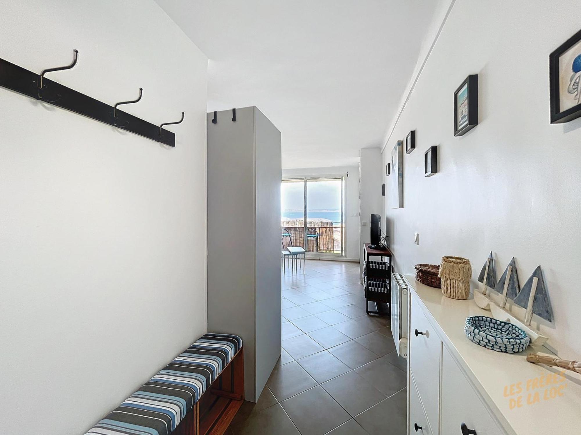 A Montredon - Vue Sur - Les Freres De La Loc' Apartment Marseilles