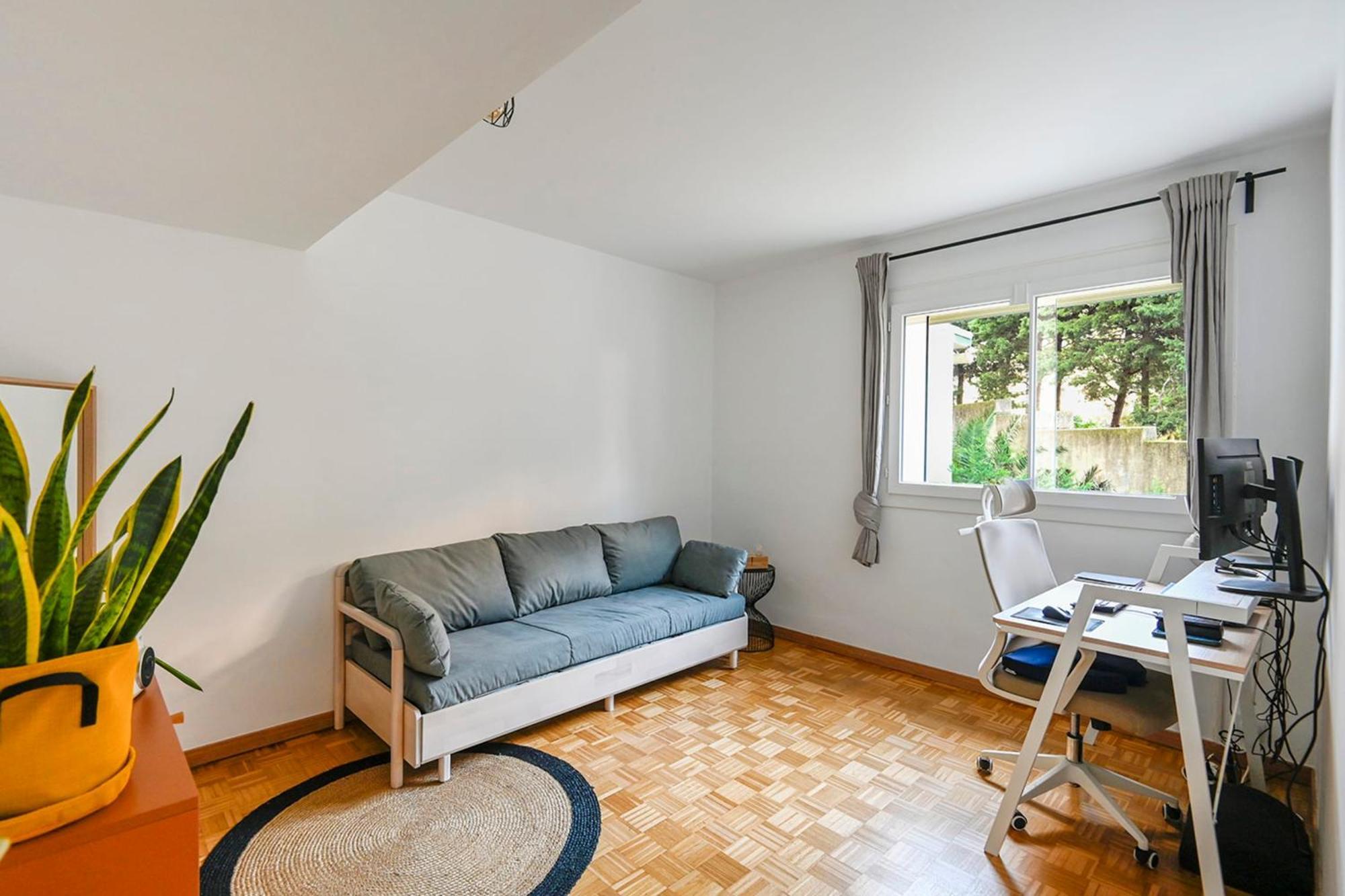 Apartment Charming T3 Of 60 M2 With Balcony In *
