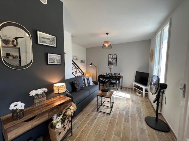 Charming Seaside House 2 Bedrooms
