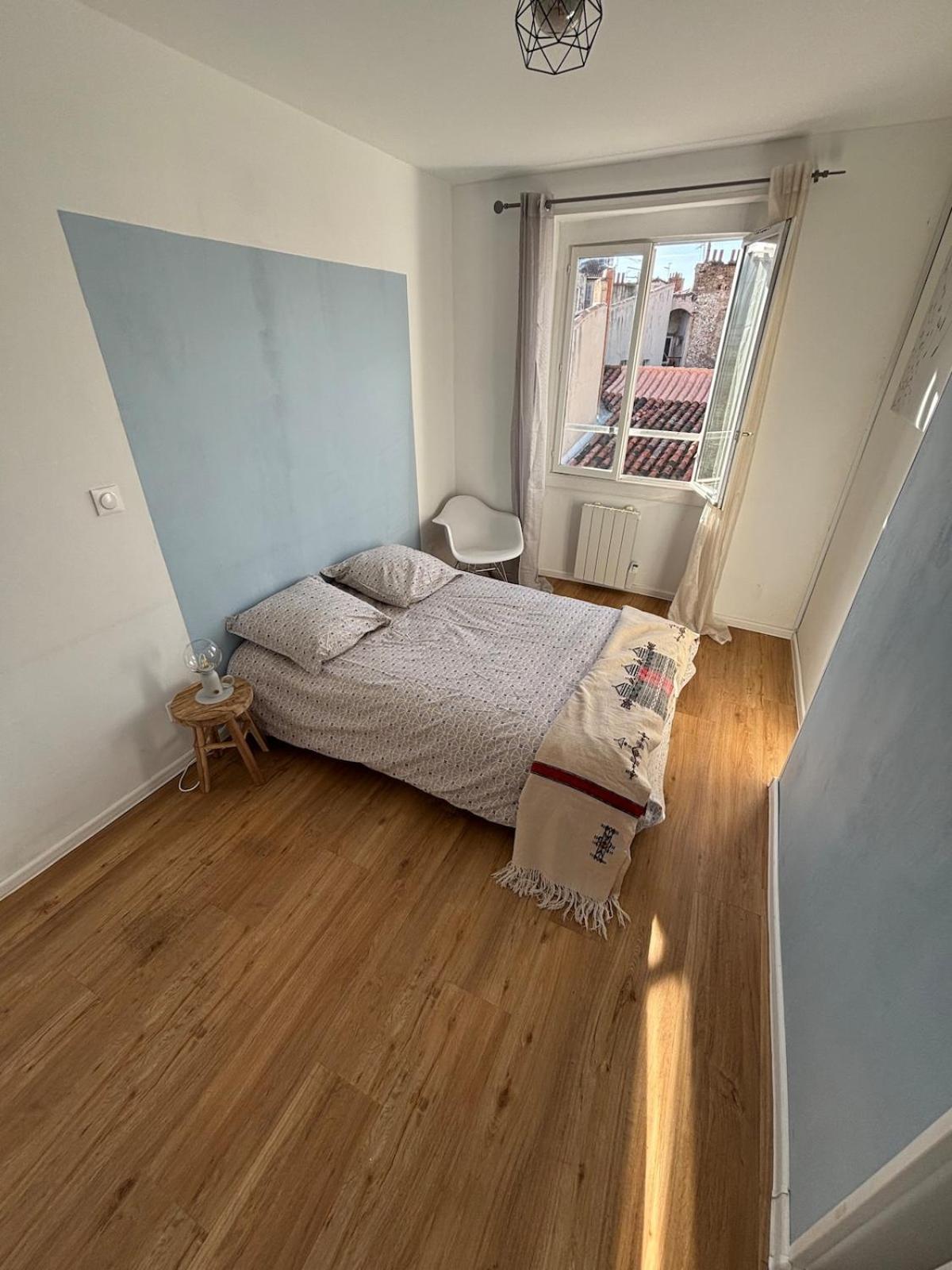 Le Vacon Bleu Apartment *