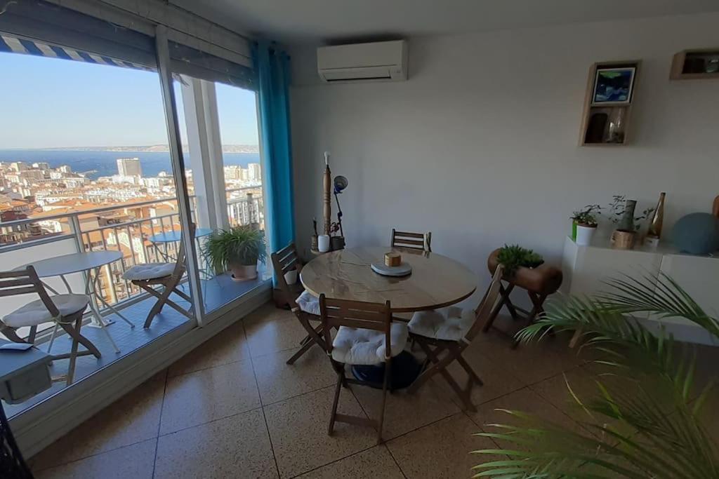 Carte Postale Sur Les Iles Avec Garage Prive Marseilles