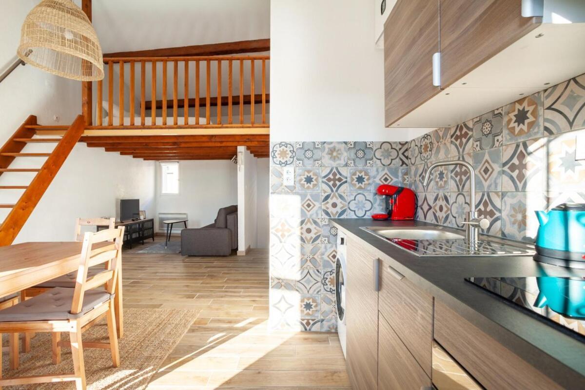Saint Ponscocon Au Pied Du Panier Avec Balcon Apartment Marseilles