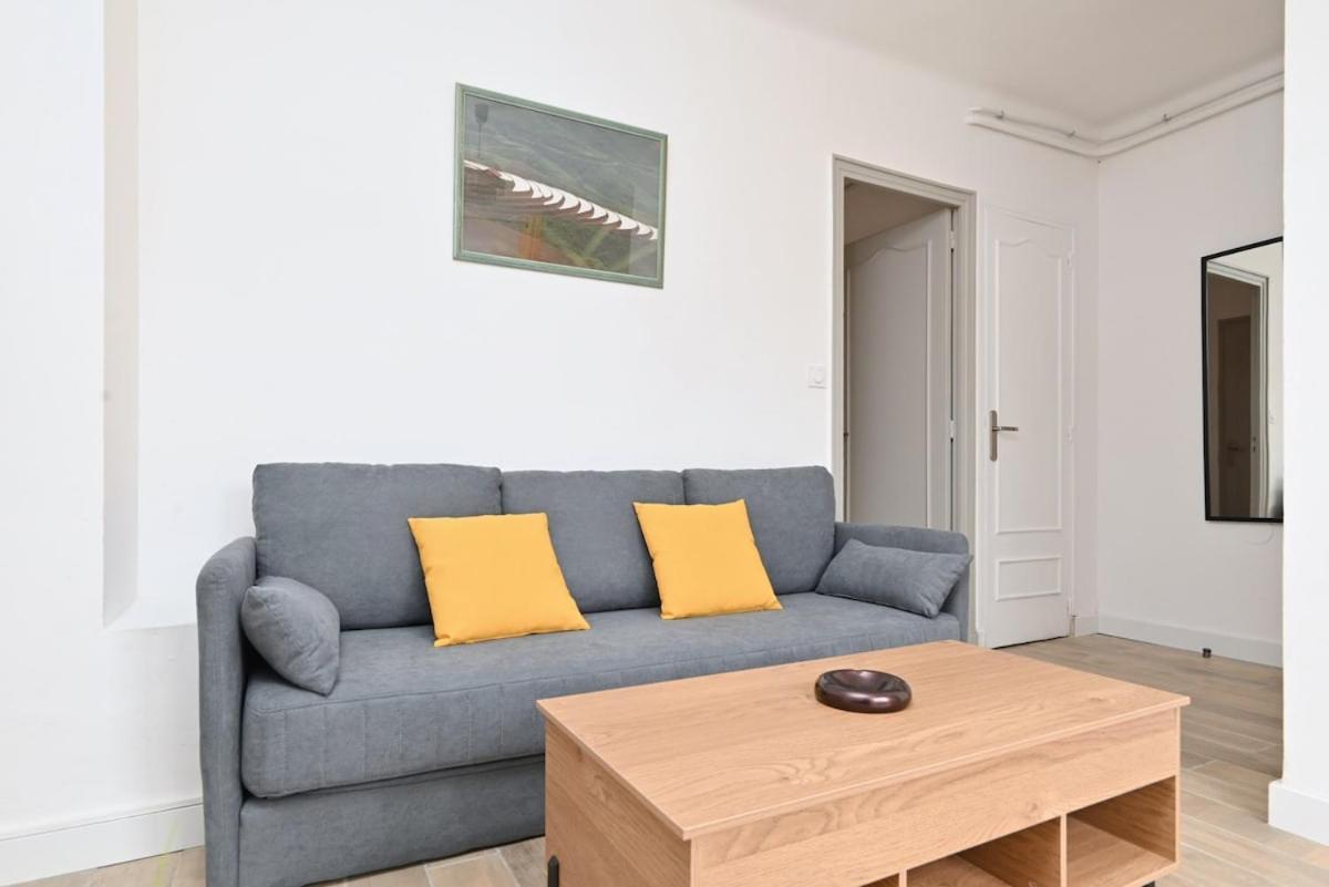 2 Pieces Avec Balcon Apartment *
