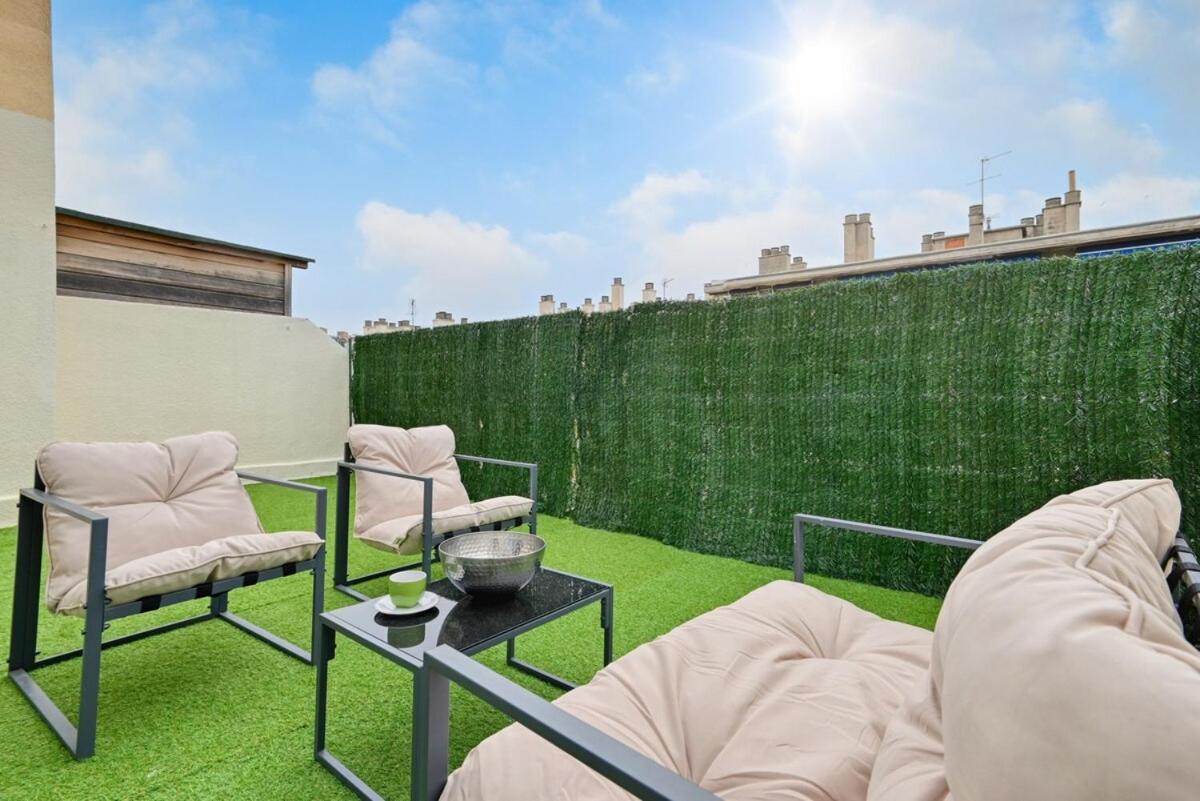 Apartment 2 Pieces Avec Balcon *