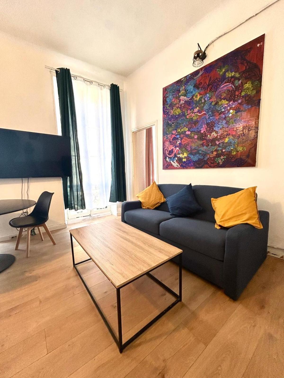 T2 4p Meuble Et Equipe Cours Julien Apartment