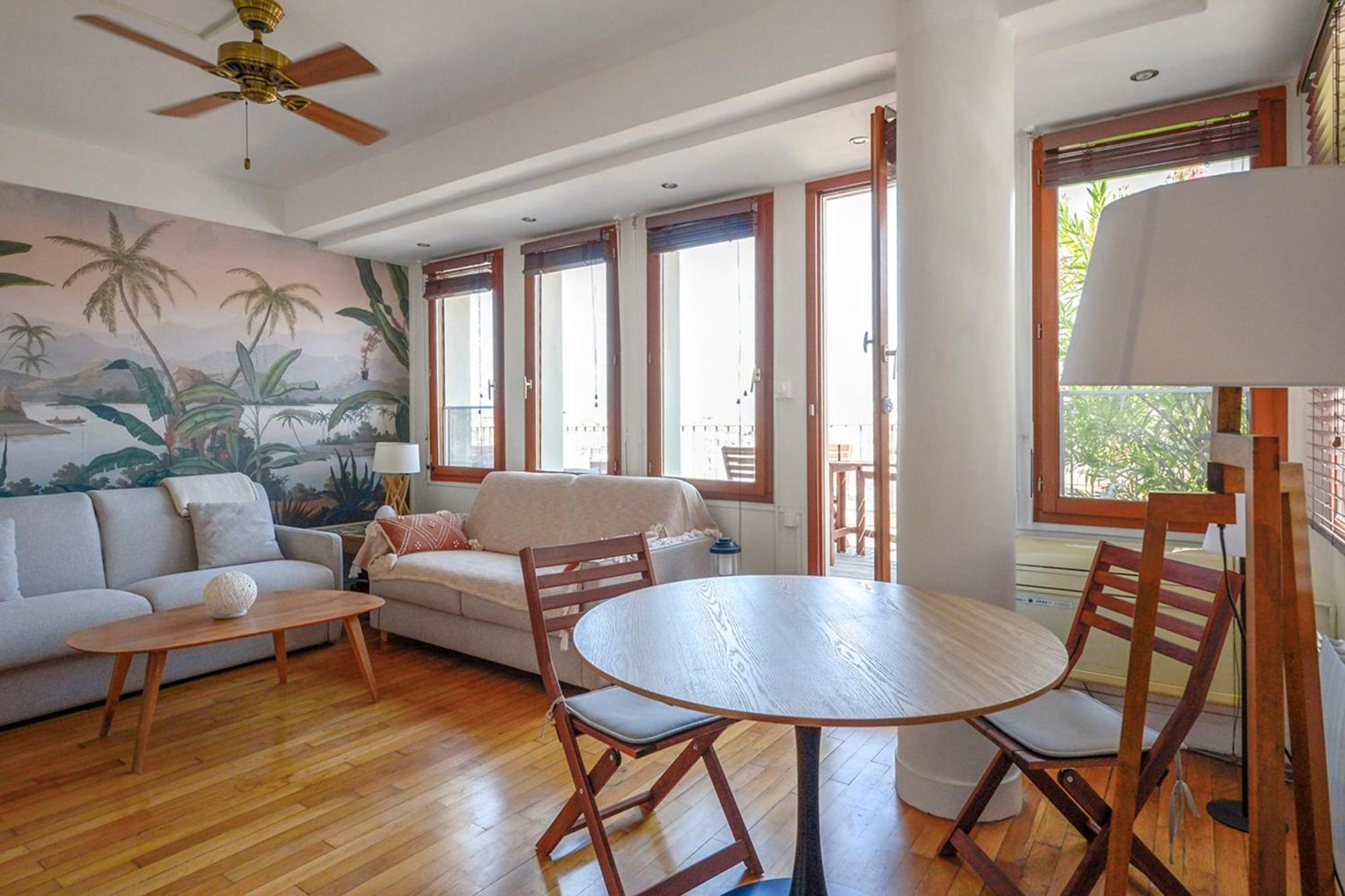 Apartment Stylish For 2 - Renovated