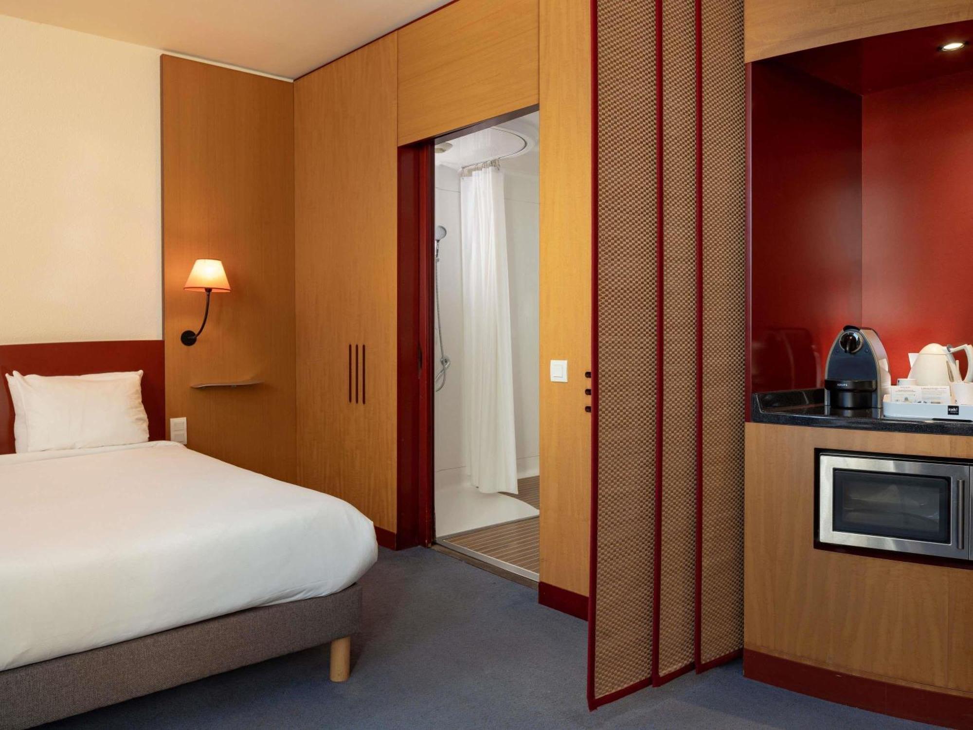 Novotel Centre Euromed Hotel 4*