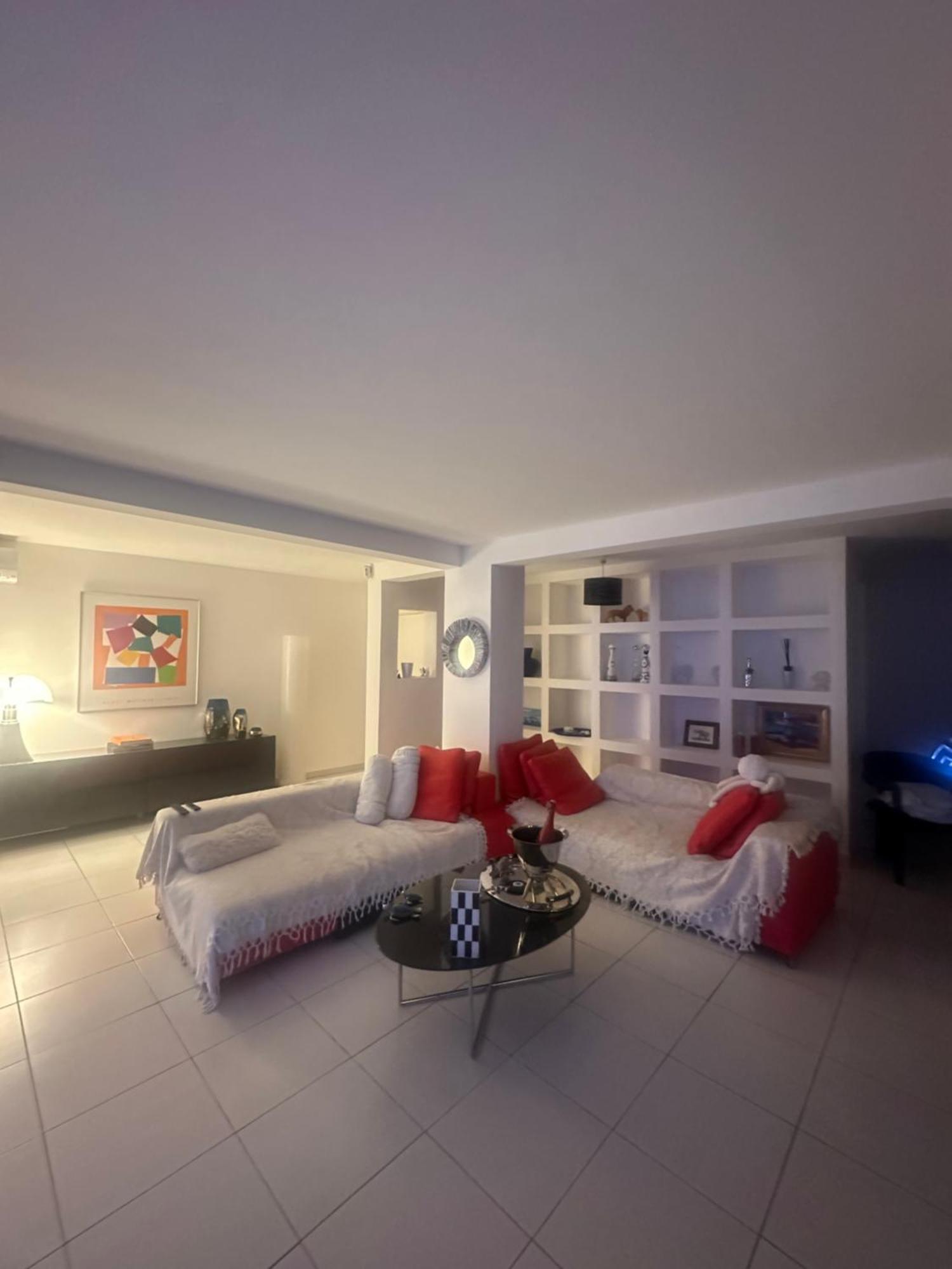 Holiday home Maison Bord De Mer Marseille