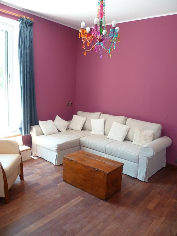 Bed & Breakfast Chateau De L'aroumias Marseille