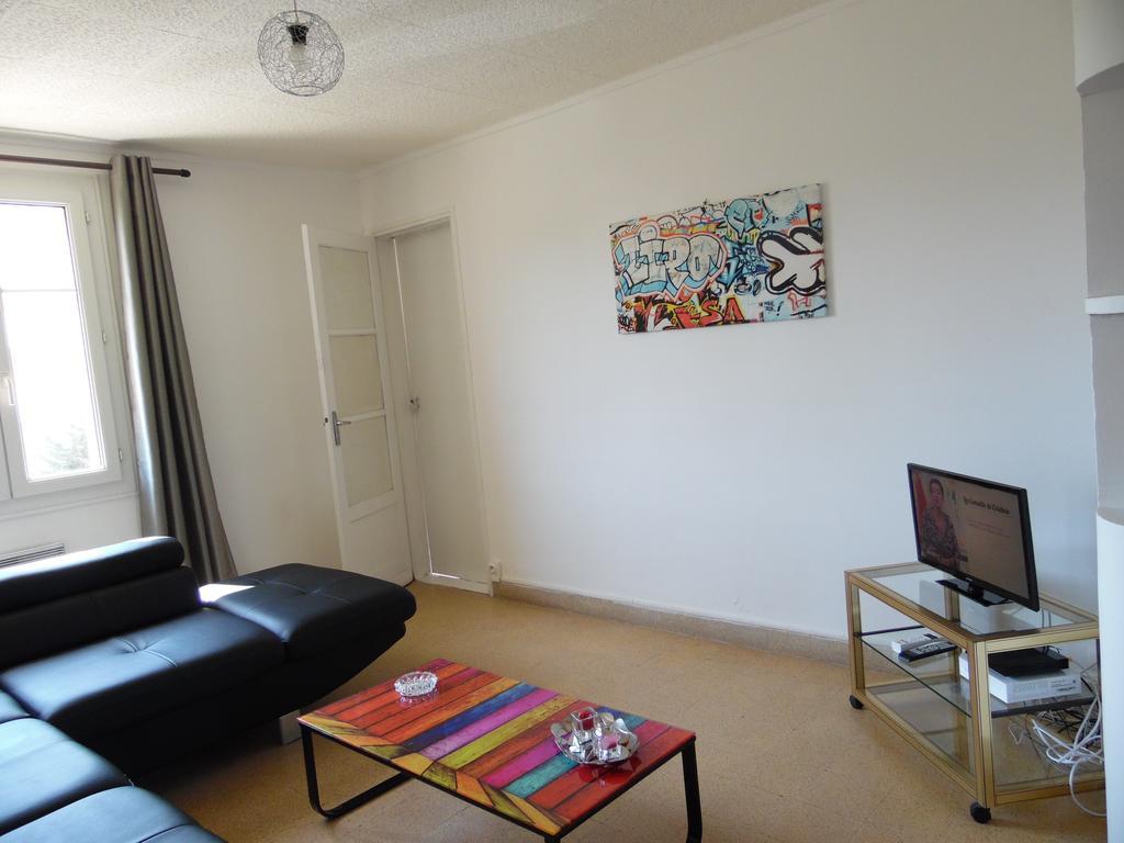 Apartment - La Pauline