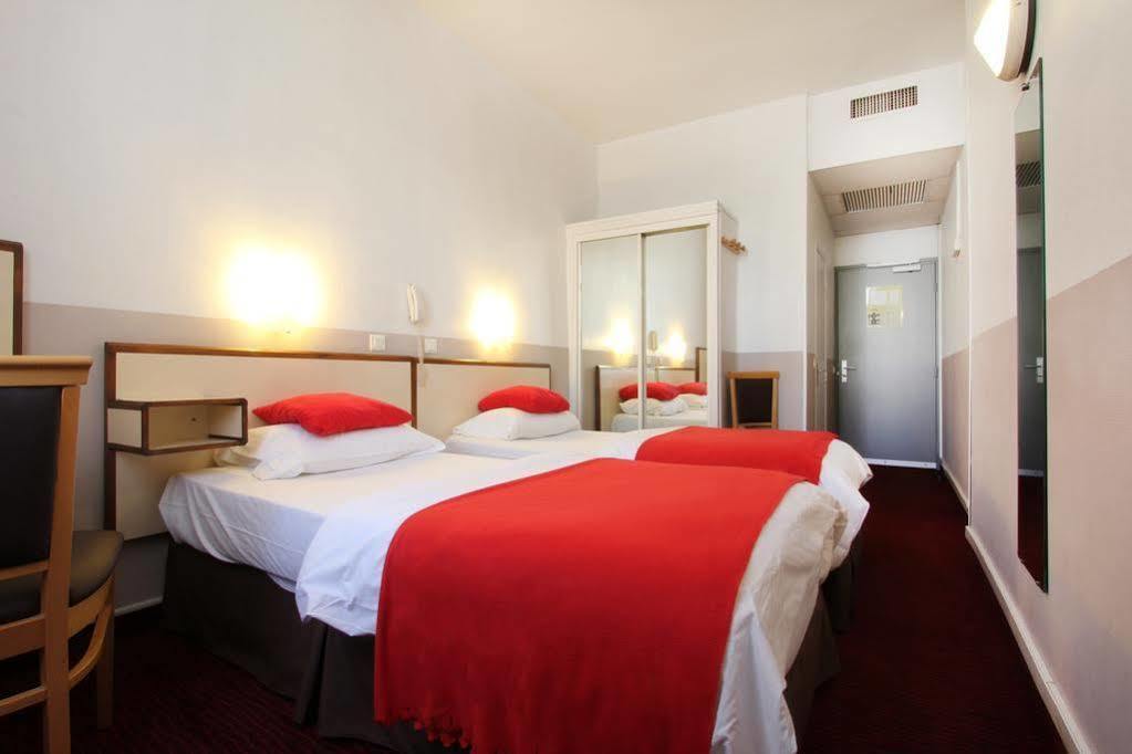 Hotel Lutetia 2*