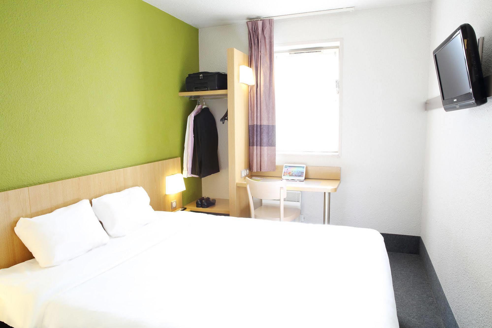 Hotel Estaque 2*