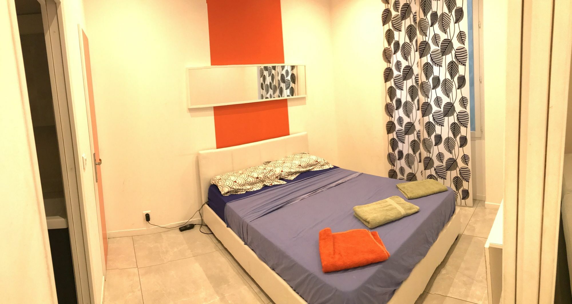 Appart. Design V.p - Anvers * Marseilles