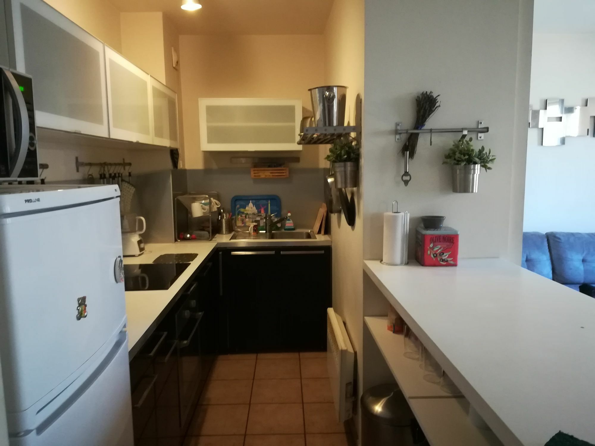 Joli Meuble Dans Le Panier Apartamento