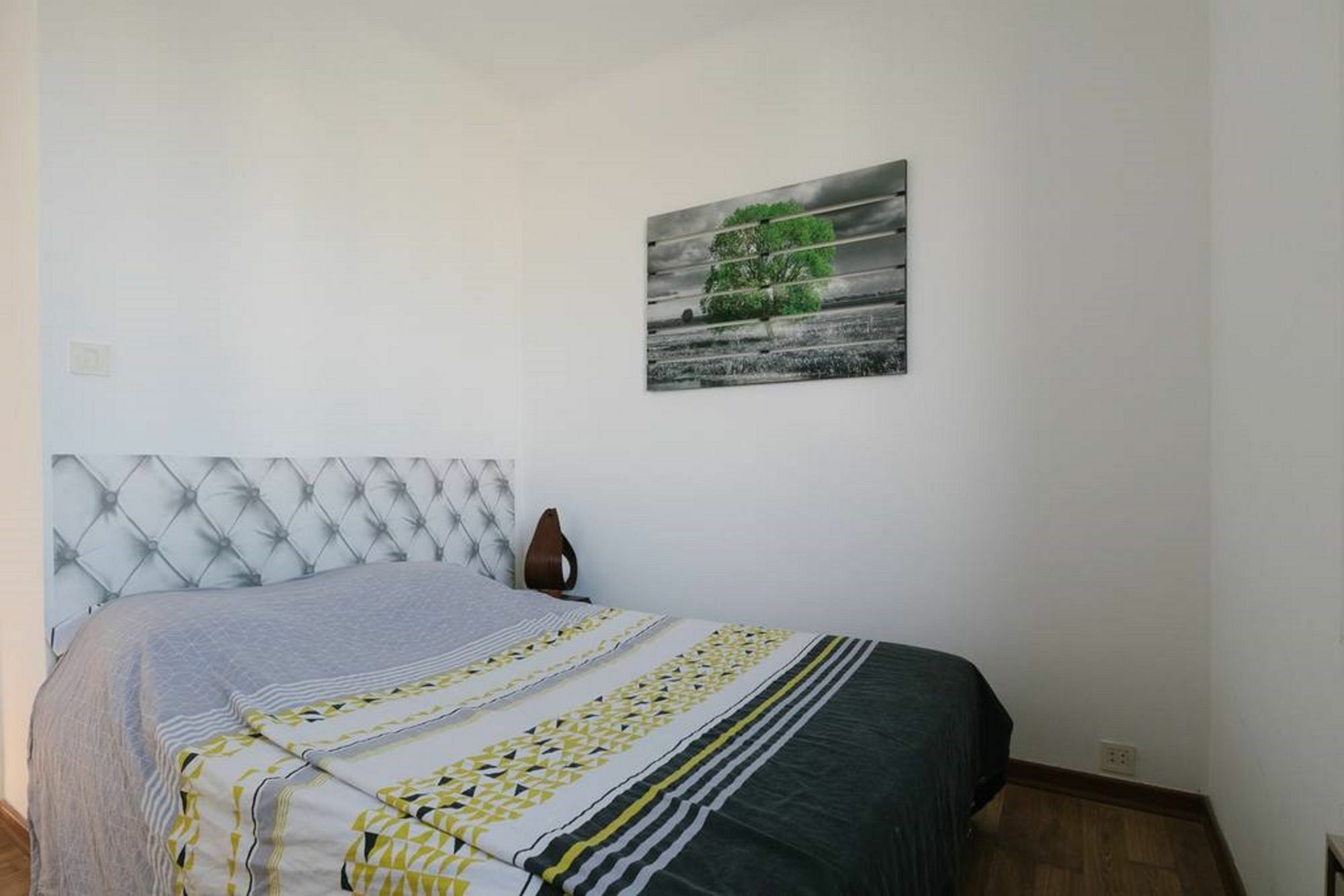 Perier Avec Terrasse Apartamento