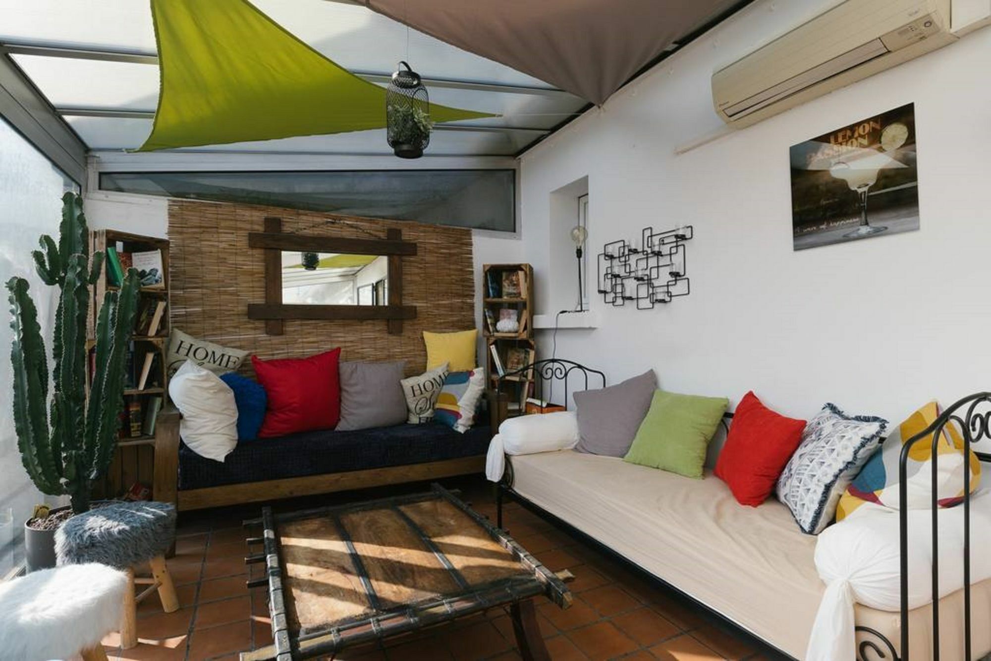 Perier Avec Terrasse Marsella