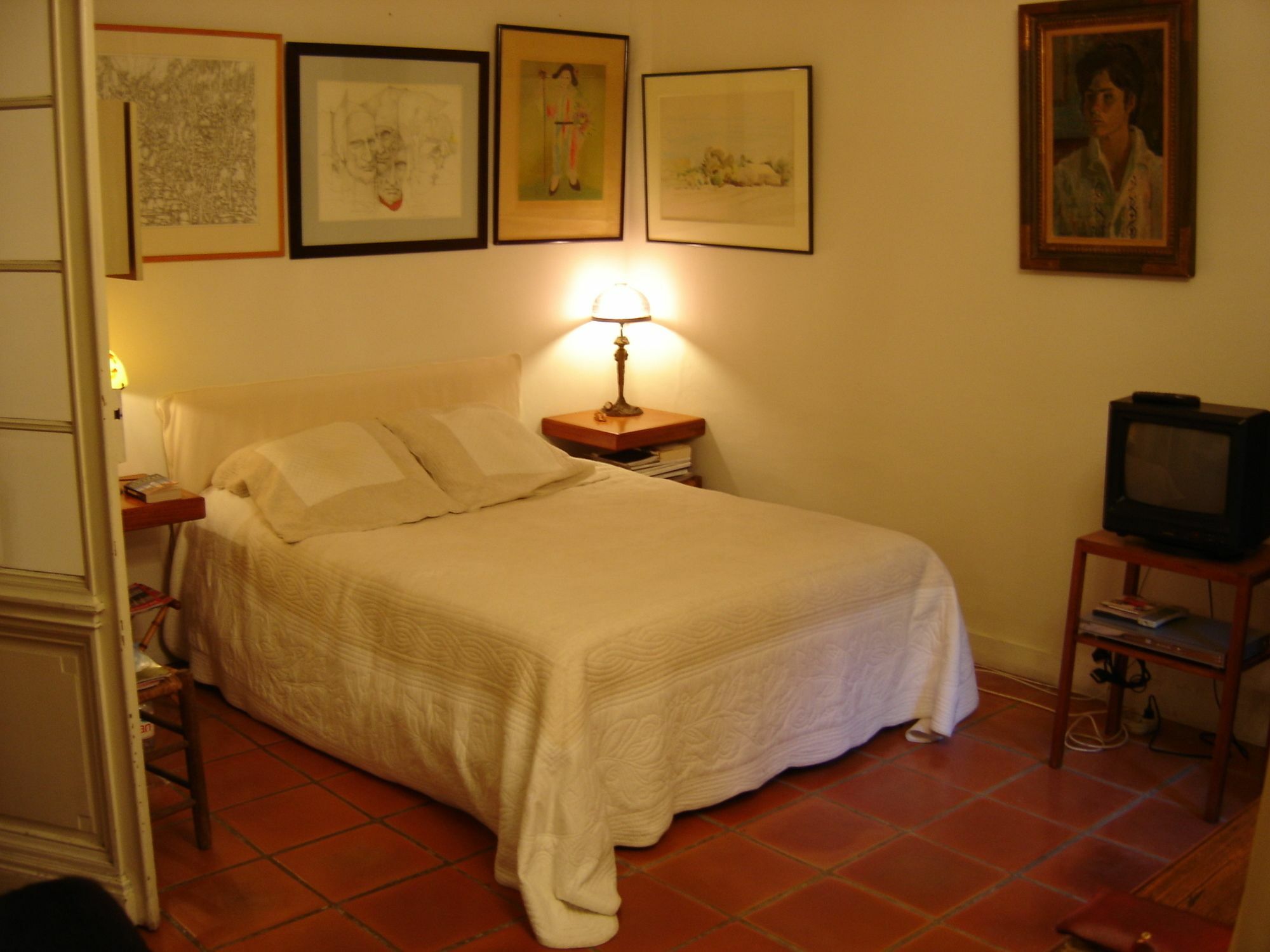 Hotel D'hotes Cote Cour 3*