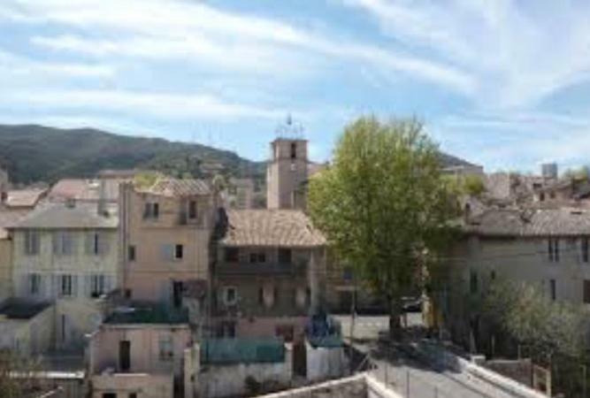 Versace Homestay Marseille