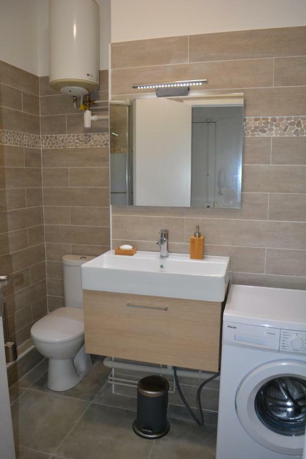 Apartment Joli Proche Plage, Vieux Port & Palais Pharo *
