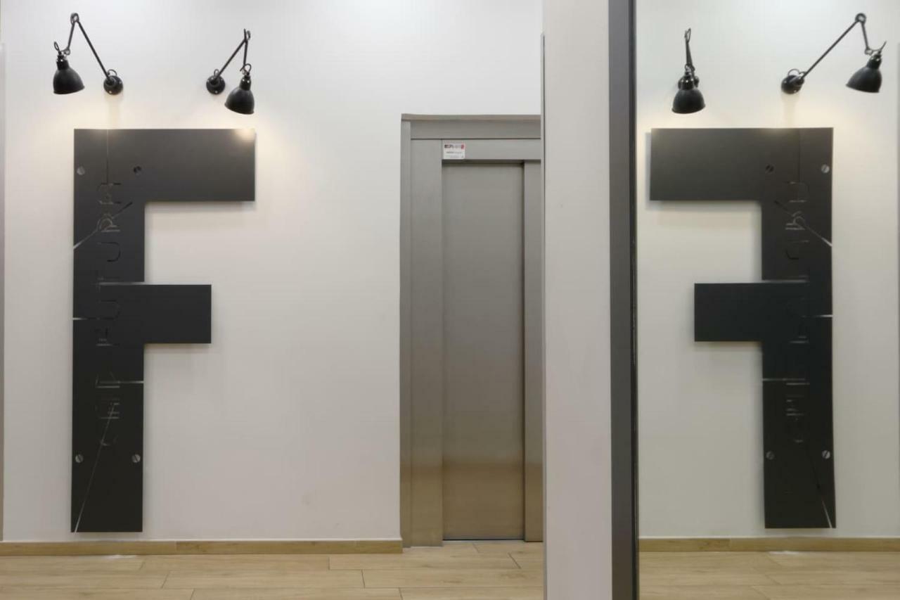 Appart Climatise - Parking Gratuit - Balcon - Captura Apartment *