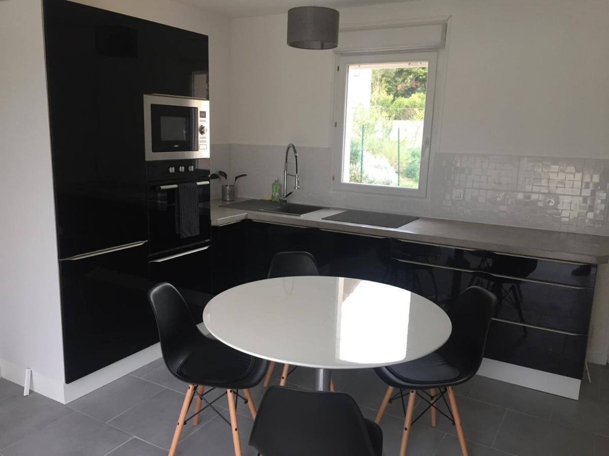 Maison Avec Jardin/piscine - Quartier Residentiel Vakantiehuis