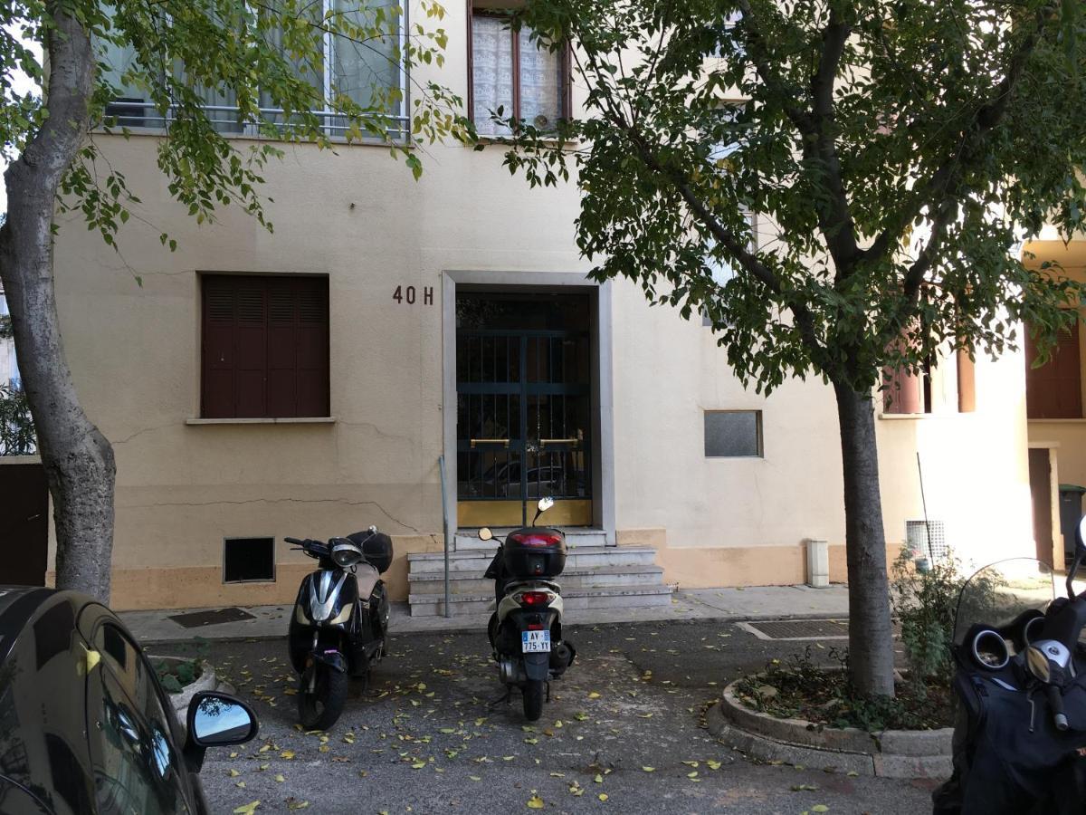 Le Voltaire Apartment *